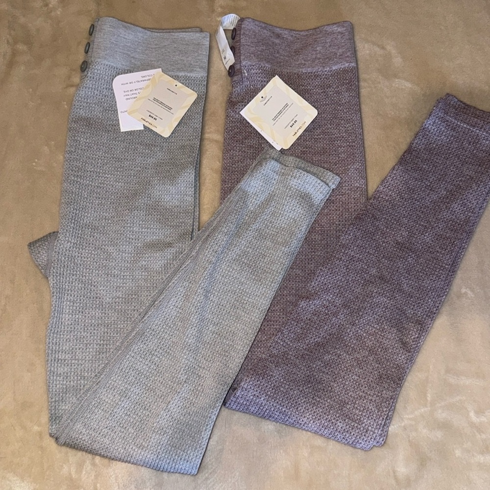 NWT 2 fabletics legging size M